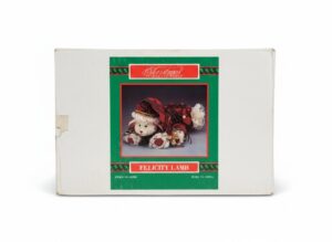 House-of-Lloyd-Felicity-Lamb-Christmas-Around-the-World-Figurine