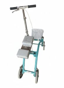 KneeRover-Steerable-Knee-Scooter-Walker