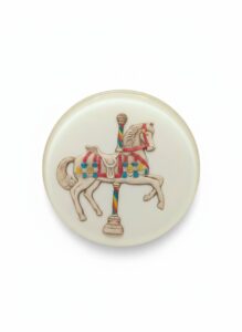 Lucite-Resin-Trivet-with-Carousel-Horse-and-Dried-Flowers