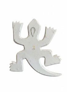 Mid-Century-Modern-Hand-Painted-Mexican-Ceramic-Lizard-Wall-Decor-second-image