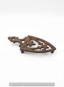 Miniature-Cast-Iron-Sad-Iron-Trivet
