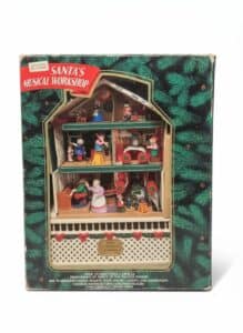 Mr.-Christmas-Santas-Musical-Workshop