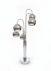 Mushroom-Globe-Floor-Lamp