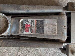 Pittsburgh-Ton-Heavy-Duty-Floor-Jack-second-image