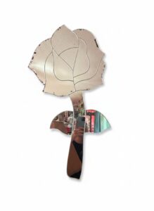 Rose-Shaped-Mirror-fourth-image