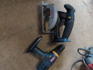 Ryobi-V-Cordless-Drill-and-Circular-Saw