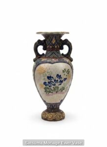 Satsuma-Moriage-Ewer-Vase-second-image