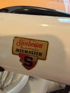 Vintage-Sunbeam-Mixmaster-Automatic-Model-S-Stand-Mixer-second-image