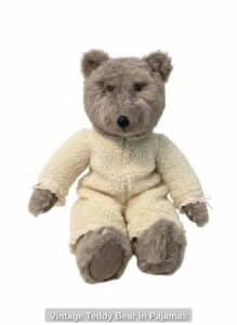 Vintage-Teddy-Bear-in-Pajamas