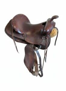 Vintage-Western-Saddle