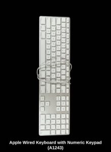Apple-Wired-Keyboard-with-Numeric-Keypad-A-third-image