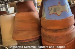 Assorted-Ceramic-Planters-and-Teapot-third-image