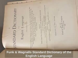 Funk-Wagnalls-Standard-Dictionary-of-the-English-Language-third-image