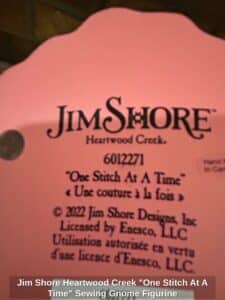 Jim-Shore-Heartwood-Creek-One-Stitch-At-A-Time-Sewing-Gnome-Figurine-third-image