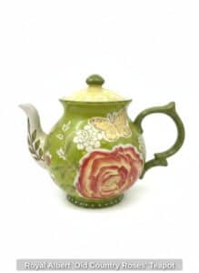 Royal-Albert-Old-Country-Roses-Teapot