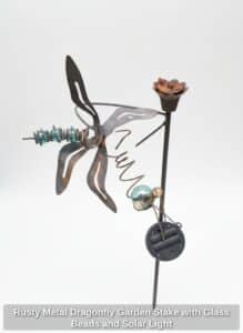 Rusty-Metal-Dragonfly-Garden-Stake-with-Glass-Beads-and-Solar-Light
