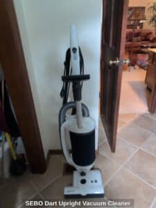 SEBO-Dart-Upright-Vacuum-Cleaner-second-image