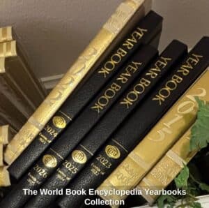 The-World-Book-Encyclopedia-Yearbooks-Collection-third-image