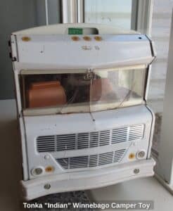 Tonka-Indian-Winnebago-Camper-Toy-second-image