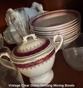 Vintage-Clear-Glass-Nesting-Mixing-Bowls-third-image