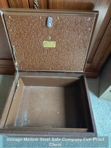 Vintage-Meilink-Steel-Safe-Company-Fire-Proof-Chest-third-image