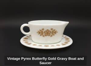 Vintage-Pyrex-Butterfly-Gold-Gravy-Boat-and-Saucer