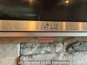 LG-Signature-OLED-Television-second-image