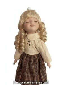 Vintage-Porcelain-Bride-Doll-third-image