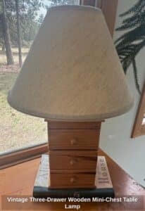 Vintage-Three-Drawer-Wooden-Mini-Chest-Table-Lamp