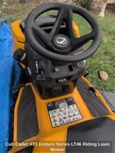 Cub-Cadet-XT-Enduro-Series-LT-Riding-Lawn-Mower-fourth-image