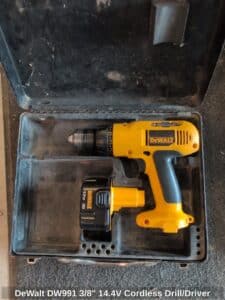 DeWalt-DW-or-.V-Cordless-Drill-or-Driver