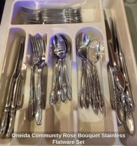 Oneida-Community-Rose-Bouquet-Stainless-Flatware-Set