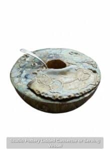 Studio-Pottery-Lidded-Casserole-or-Serving-Vessel