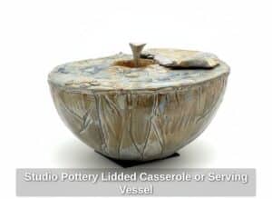 Studio-Pottery-Lidded-Casserole-or-Serving-Vessel-second-image