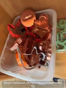 Wilton-Halloween-Piece-Metal-Cookie-Cutter-Set-third-image
