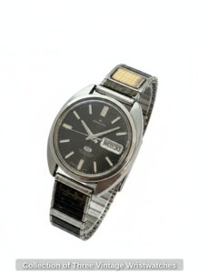 Collection-of-Three-Vintage-Wristwatches-fifth-image