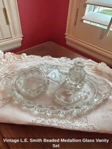Vintage-L.E.-Smith-Beaded-Medallion-Glass-Vanity-Set-second-image