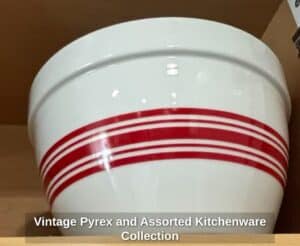 Vintage-Pyrex-and-Assorted-Kitchenware-Collection-third-image