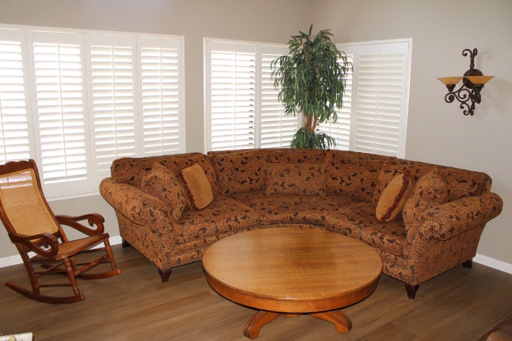 Crockett Treasures: A Home & Garden Haven