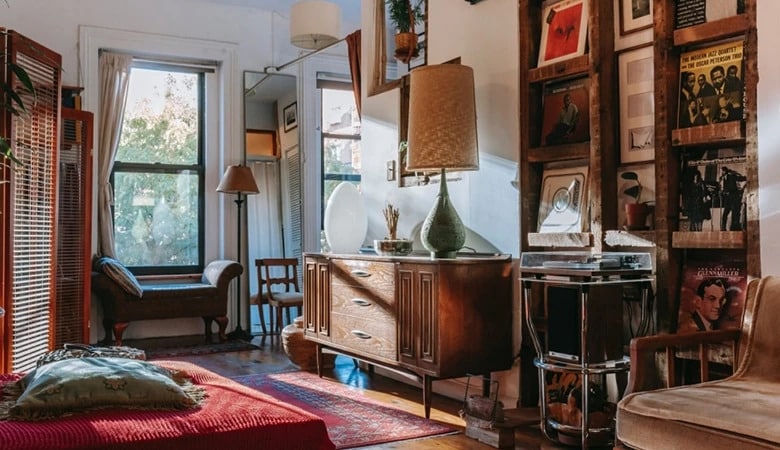 Your Local Guide to Estate Sales in Oakland, CA: Planning, Pricing & Maximizing Returns