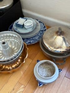 Assorted-Kitchenware-Lot-Bundt-Pans-Silver-Plated-Tureen-and-Blue-White-Asian-Style-Plates