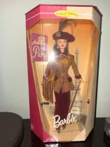 Barbie-City-Seasons-Collector-Edition-Autumn-in-Paris-Doll