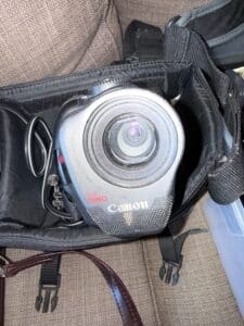 Canon-ES-mm-Video-Camcorder-second-image