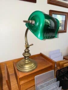 Emeralite-Style-Green-Glass-Bankers-Lamp-second-image