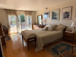 Mid-Century-Modern-Style-Bedroom-Set