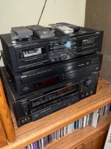 Onkyo-TA-RW-Stereo-Double-Cassette-Deck-and-Yamaha-CDC-Compact-Disc-Player
