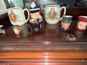Royal-Commemorative-Character-Jugs-and-Mugs-Toby-Jugs-second-image
