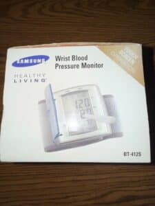 Samsung-Healthy-Living-BT-S-Wrist-Blood-Pressure-Monitor-second-image