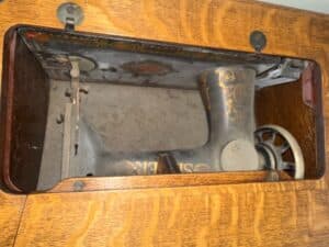 Singer-Singer-Model-Sewing-Machine-with-Tiger-Oak-Cabinet-second-image