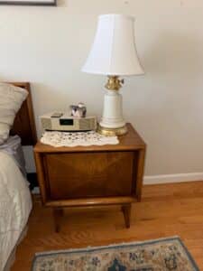 United-Furniture-Diamond-Front-Walnut-Nightstand
